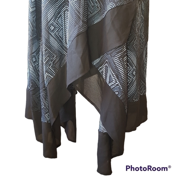 Penningtons Handkerchief Hem Maxi Dress With Pockets - Picture 6 of 14